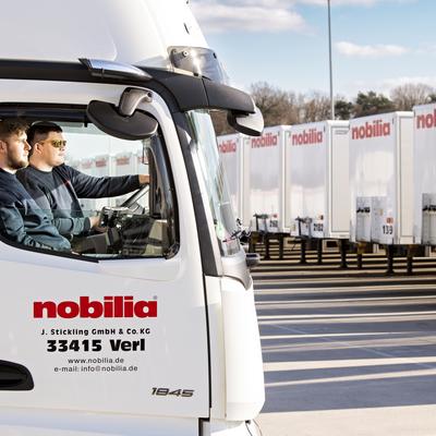 Berufskraftfahrerin/Berufskraftfahrer (m/w/d) Berufskraftfahrerin/Berufskraftfahrer (m/w/d)