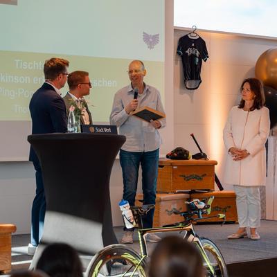 Ehrung für Thorsten Flues Ehrung für Thorsten Flues