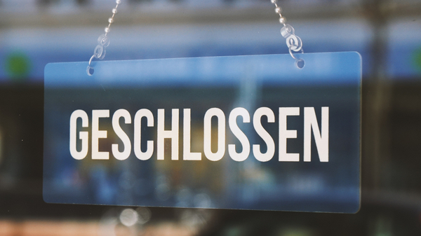 Schild "Geschlossen" Schild "Geschlossen"