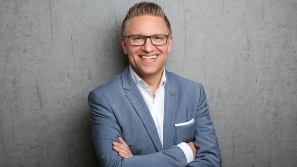 Robin Rieksneuwöhner Robin Rieksneuwöhner